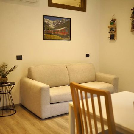 Casa Armida Apartment Tirano Ngoại thất bức ảnh