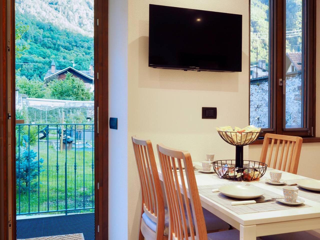 Casa Armida Apartment Tirano Ngoại thất bức ảnh