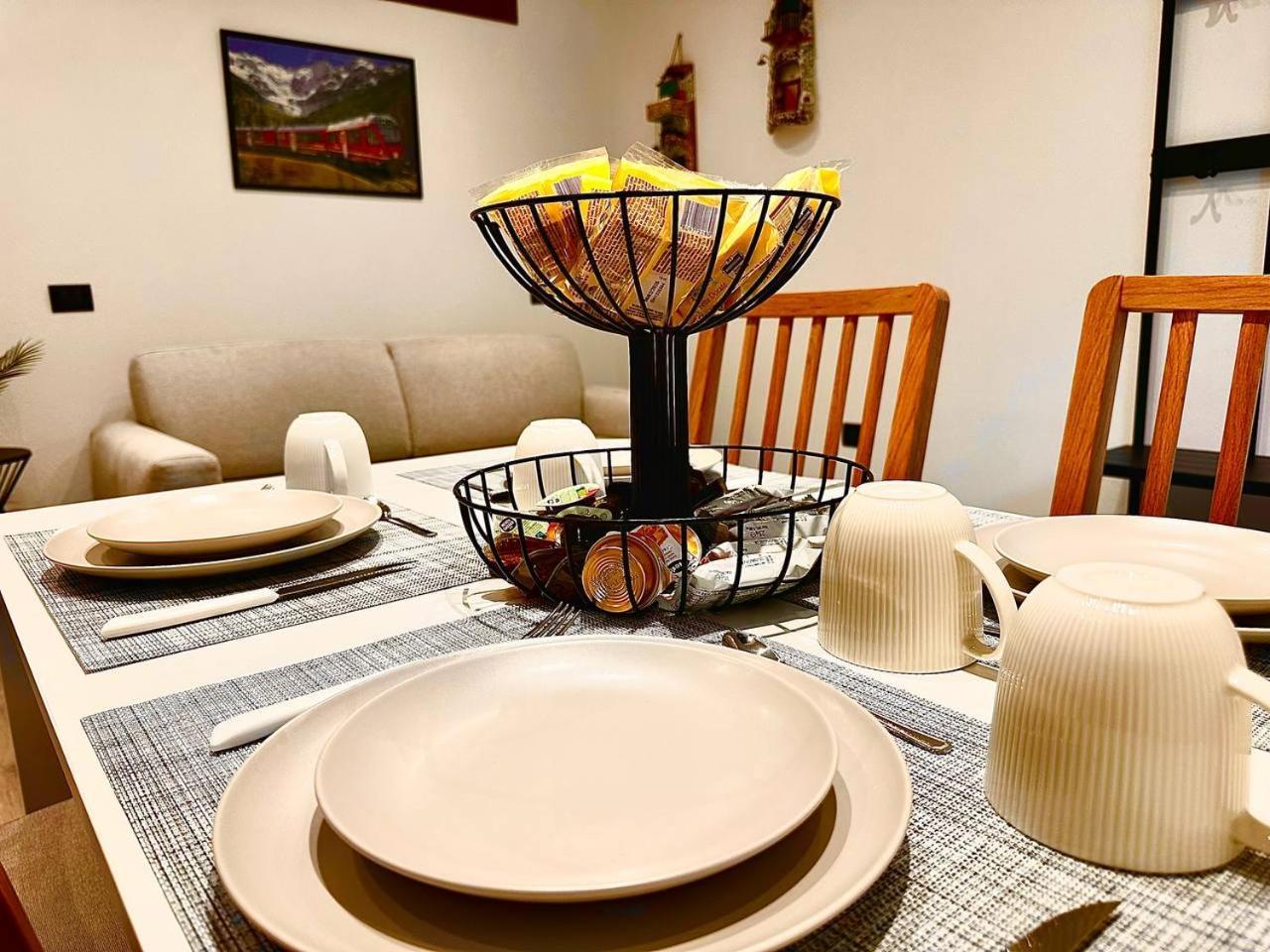 Casa Armida Apartment Tirano Ngoại thất bức ảnh